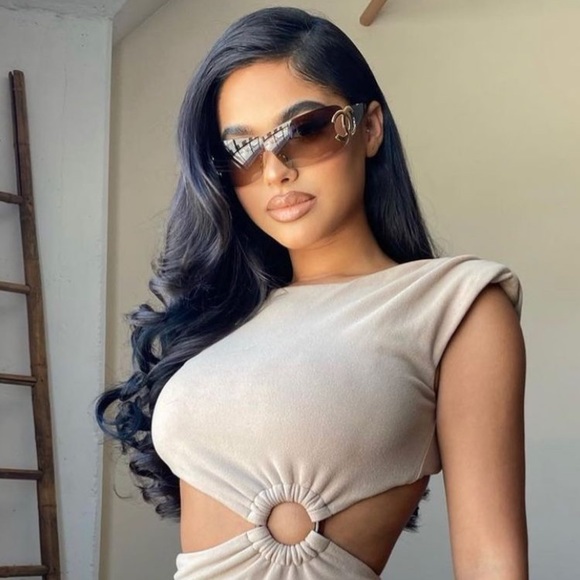 Chanel sunglasses - Picture 5 of 16